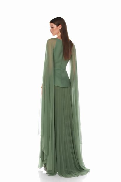Mintfarbenes Abendkleid mit Cape Detail und Falten